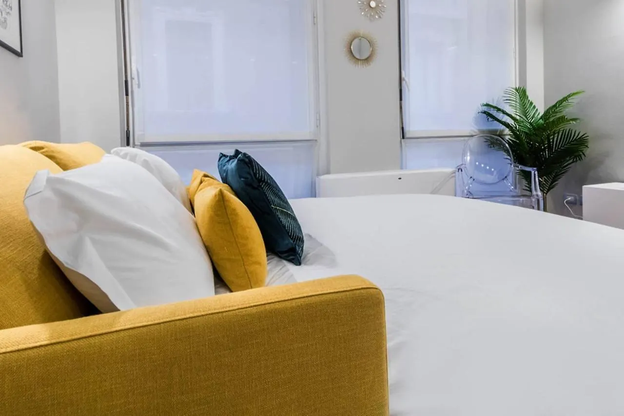 Altido Elegant 1 Bedroom Apt In Front Of The Sforzesco Castle 0*, Milánó